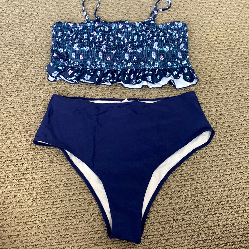 2 piece swim suit